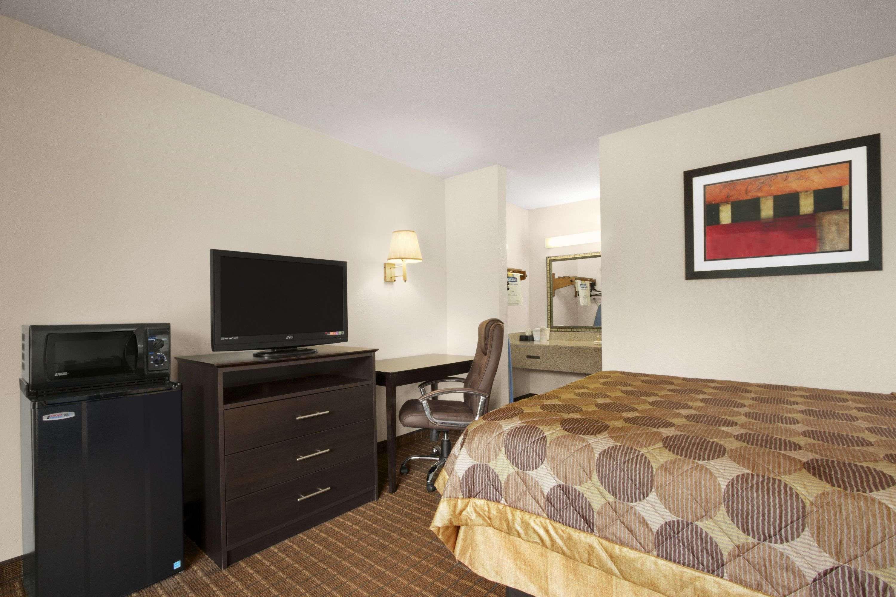 Days Inn By Wyndham Port Royal/Near Parris Island Экстерьер фото